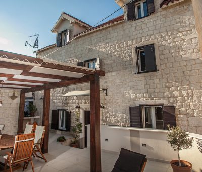 tinel-longo-trogir-8pax